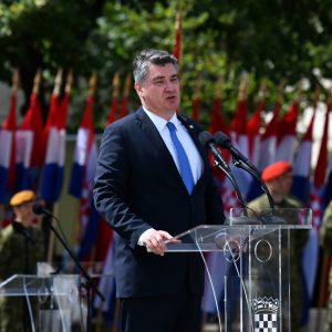 Косово е одземено од Србија, а Русија со години ја провоцираат, вели хрватскиот претседател Милановиќ