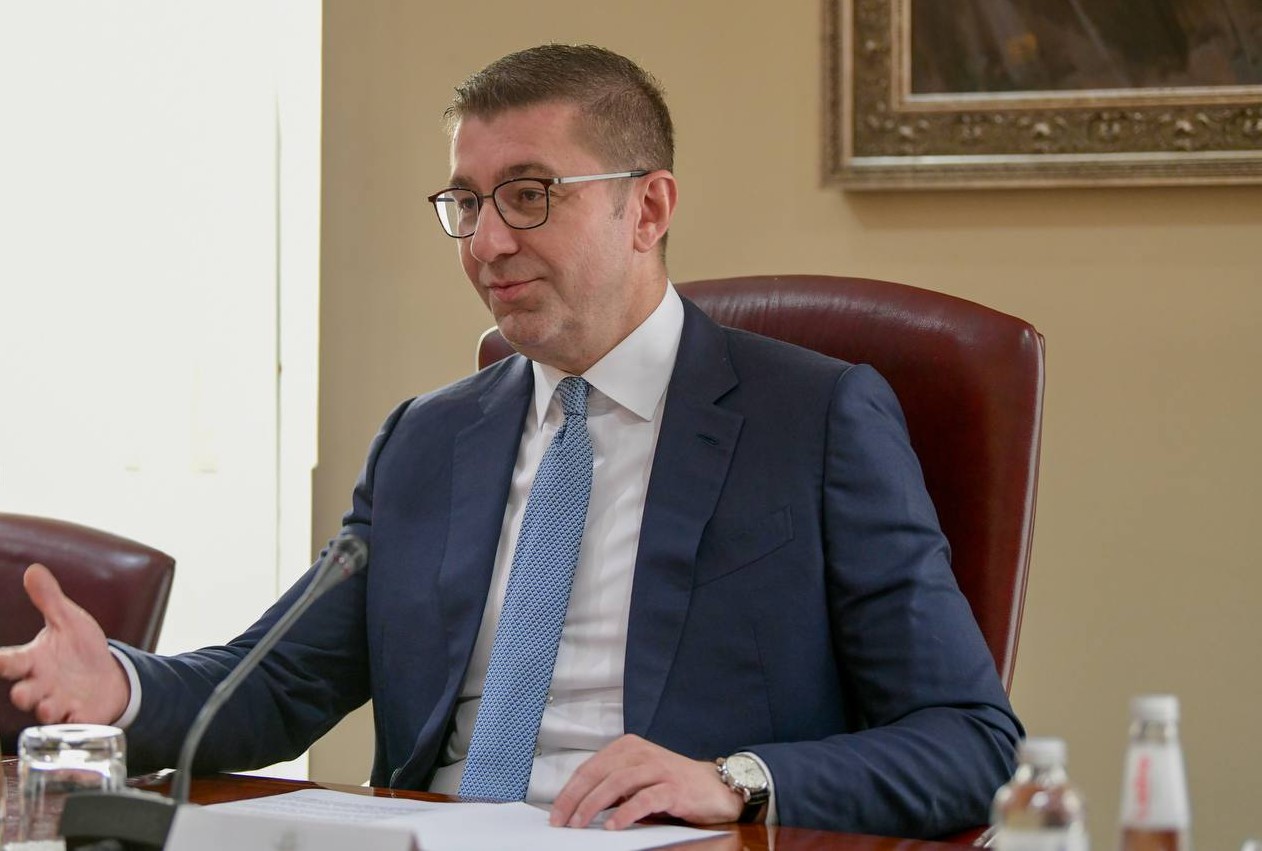 Мицкоски по завршувањето на премиерскиот мандат ќе се врател меѓу студентите